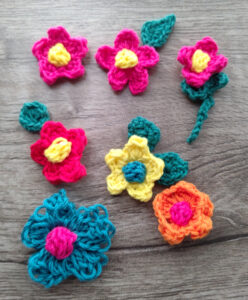 セリア毛糸トロビカルコットンで編めたもの、お花