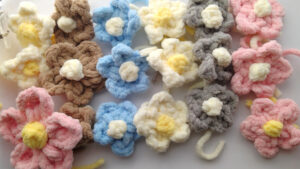 ブランケットヤーンで作ったお花